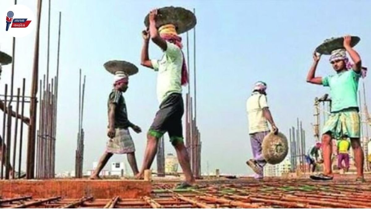 नोंदणीकृत बांधकाम कामगारांच्या मुलांना १०,००० रुपयांची शिष्यवृत्ती, जाणून घ्या अर्ज प्रक्रिया