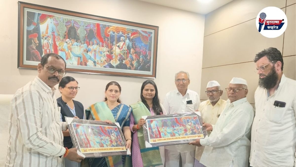 पलसिद्ध अर्बन बुलढाणा येथे पार पडला कर्तृत्ववान महिलांचा सत्कार समारंभ