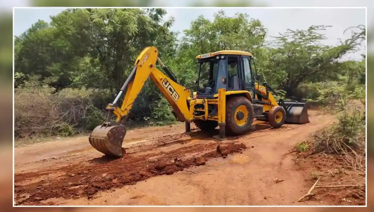 जेसीबी चालकाला अडवून मारहाण; कायदा आणि भीतीचे सावट?